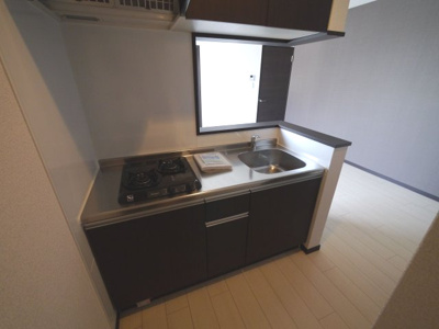 【キッチン】 | リテラ博多イーストIII(リテラハカタイースト3) | 別号室の写真になります。現況優先。