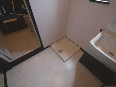 【洗面所】 | リテラ博多イーストIII(リテラハカタイースト3) | 別号室の写真になります。現況優先。