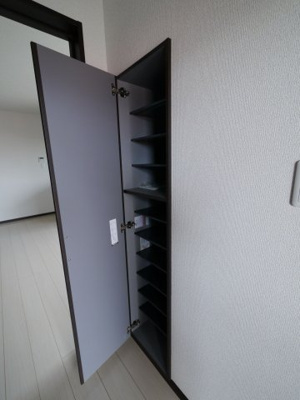 【収納】 | リテラ博多イーストIII(リテラハカタイースト3) | 別号室の写真になります。現況優先。