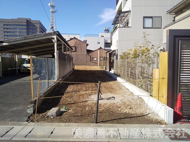 ５８７３２　岐阜市端詰町土地の外観