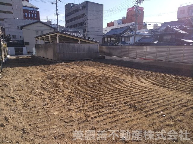 ５８７３２　岐阜市端詰町土地の外観