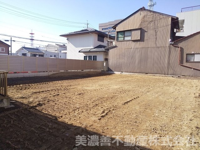 ５８７３２　岐阜市端詰町土地の外観