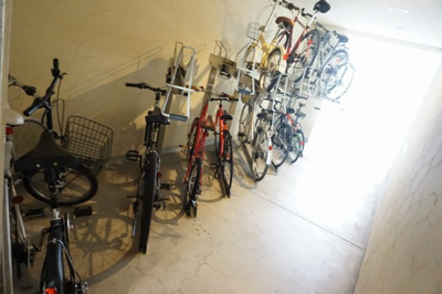 【駐車場】 | オルフェアV番館