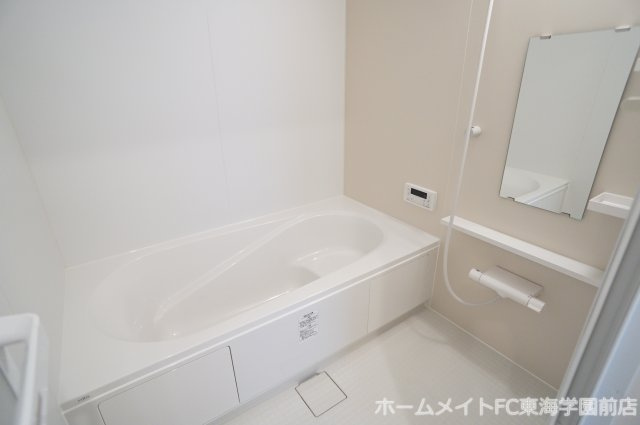熊本市東区下南部１丁目のアパートの浴室