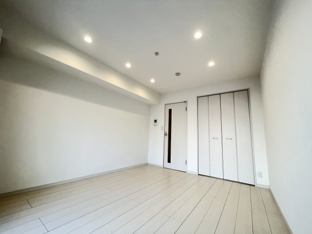 白を基調としており室内大変きれいです♪