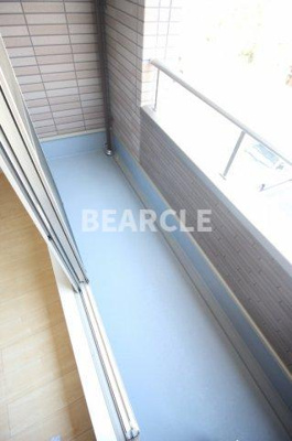 【バルコニー】 | シカタ　ロジュマン | お洗濯にも便利なバルコニー付き