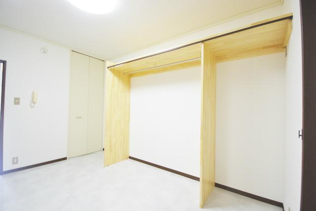【寝室】