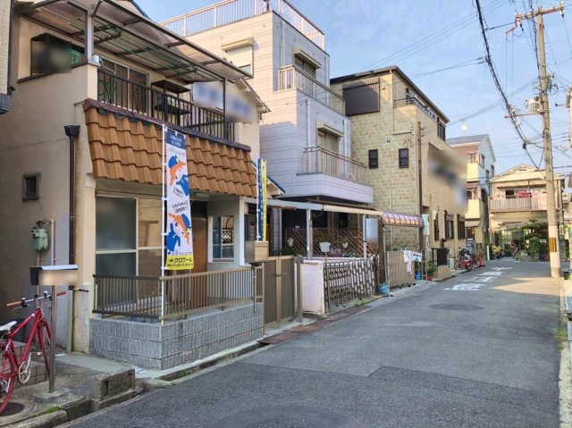 泉大津市東助松町2丁目　土地の前面道路含む現地写真