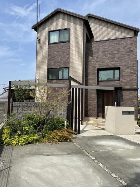 唐国町2丁目戸建の外観