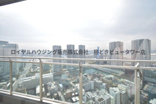 40階の高層階なので勝どきの街並みが一望できます。
