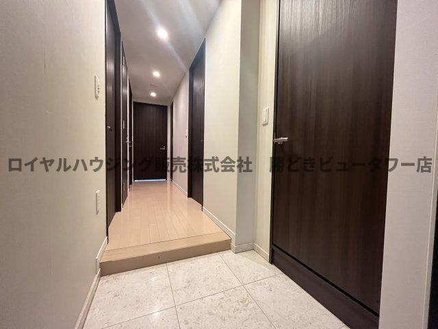 明るい玄関です。