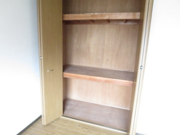カトレアハイツの収納