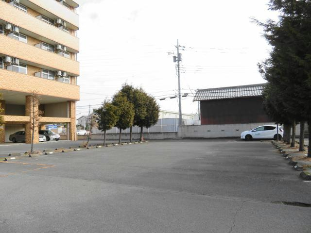【駐車場】 | レジデンスカープ小山 | 駐車場