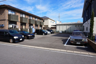【駐車場】 | ボン・ヴォヤージュ　Ｃ