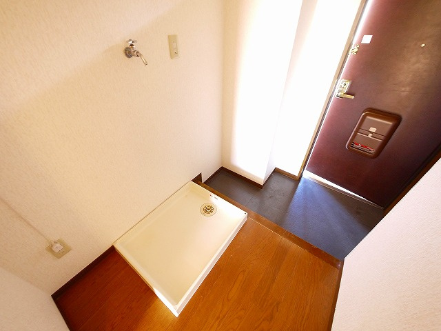 クレセール杉ヶ町の設備|嬉しい室内洗濯機置き場があります。