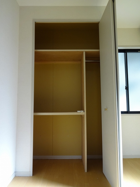 品川区中延３丁目のアパートの収納