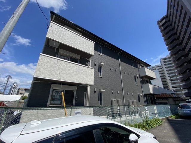 ラ・ペルラ下北沢