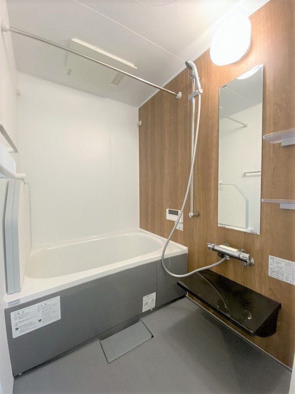 イリーニの浴室