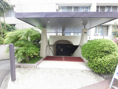 【エントランス】 | 山王パレス | エントランス部分です。