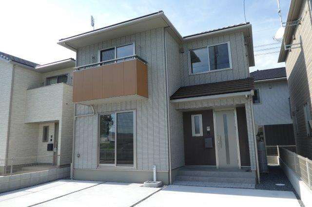 総社市井手の一戸建ての外観