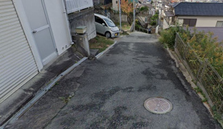 【前面道路含む現地写真】 | 川西市鼓が滝１丁目中古戸建 | 前面道路は北側に公道幅員約3.65mに面しております！