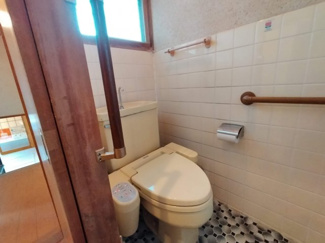 【トイレ】 | 川西市鼓が滝１丁目中古戸建 | トイレです♪