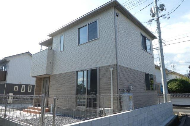 総社市井手の一戸建ての外観