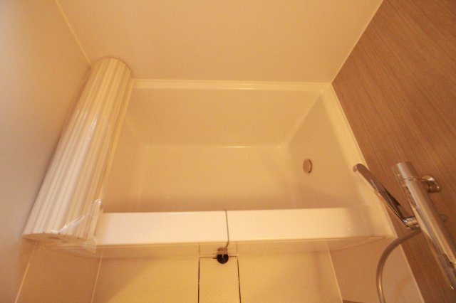 フォーレスツヅキの浴室