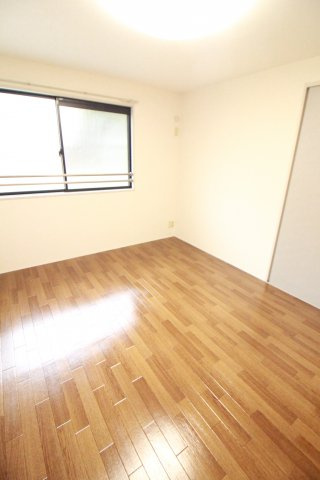 フォーレスツヅキの寝室