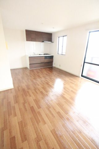 フォーレスツヅキの居間・リビング