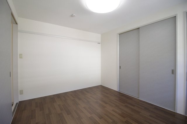 フォーレスツヅキの居間・リビング