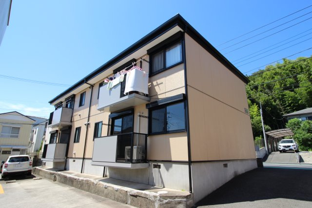 フォーレスツヅキ