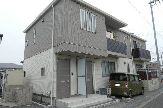 倉敷市老松町１丁目のアパートの外観