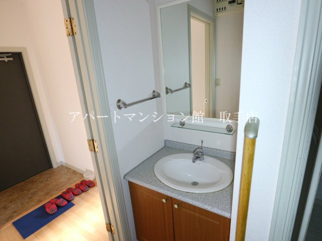 アンジュリークの独立洗面台