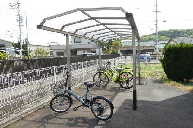 ガーデンビュー西中３のその他共用部分|自転車置き場
