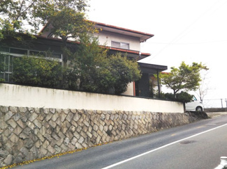 【前面道路含む現地写真】