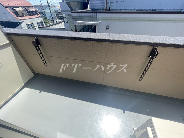 ラーハ前原のバルコニー