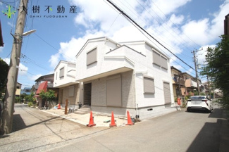 【前面道路含む現地写真】