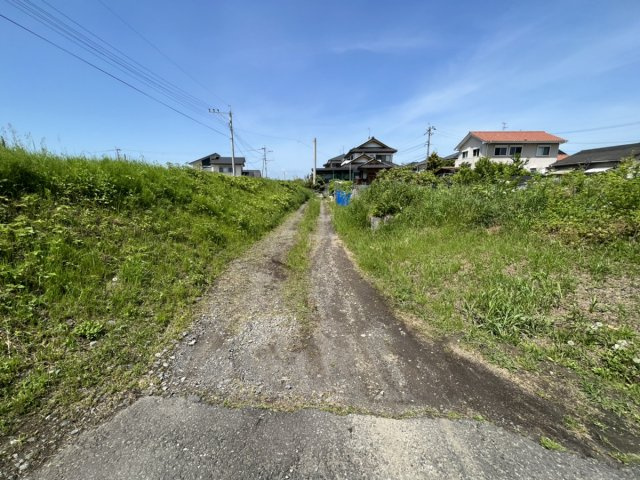植柳新町土地の前面道路含む現地写真