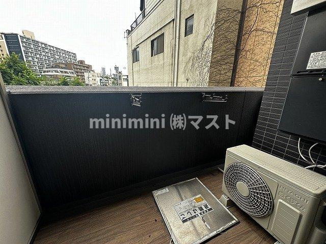 レジュールアッシュ　ウエストレジスのバルコニー