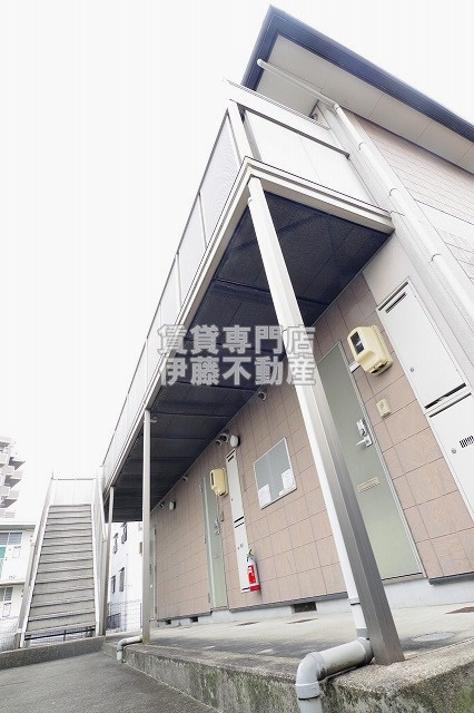 パセオ稲生のエントランス