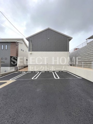 【駐車場】 | Ｄ－ｒｏｏｍ光ヶ丘 | 駐車場があります
