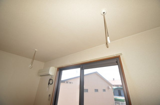 【設備】 | サニーウッドＡ | 室内物干し