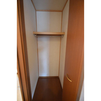 【設備】 | サニーウッドＡ | クローゼット