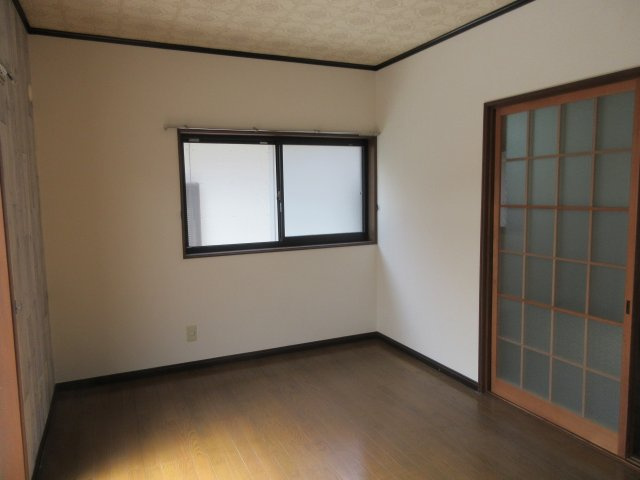 第5三幸荘の洋室