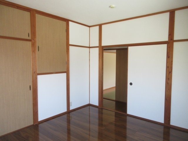 第5三幸荘の洋室