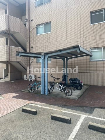 グリーンリーフ梶取の駐車場