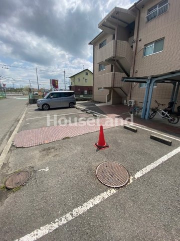 グリーンリーフ梶取の駐車場