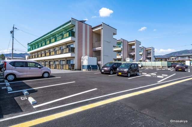 ブラウンヒルズ3番館