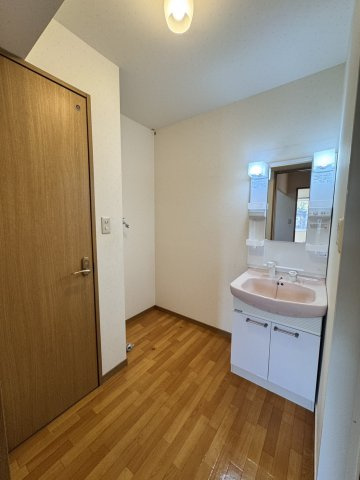 ヒーローマンション・マイステーションの洗面所